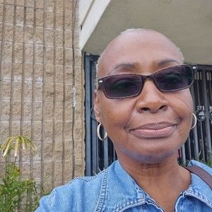 Meet your Posher, Cynthia